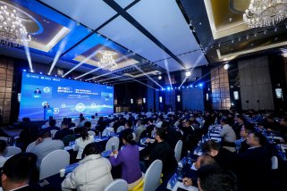 膜力驅(qū)動(dòng)·智創(chuàng)價(jià)值新生態(tài) | 膜技術(shù)高質(zhì)量發(fā)展論壇暨碧水源2025年度創(chuàng)新產(chǎn)品發(fā)布會(huì)圓滿落幕